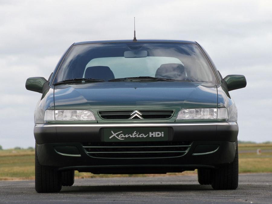  Citroen Xantia 1997 года  (фото 2 из 15)